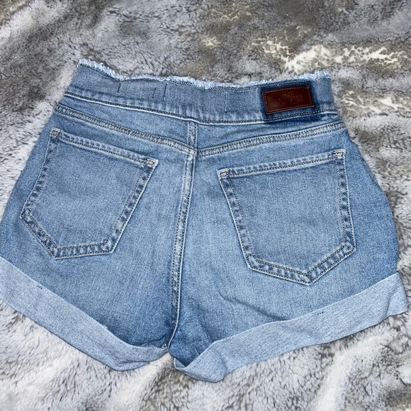denim shorts with belt buckle detail - Picture 2 of 2